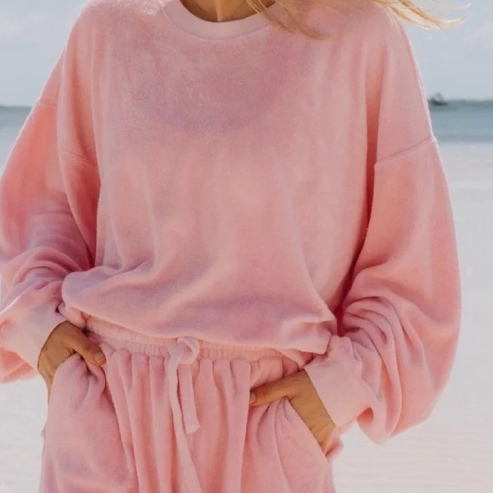 Daily drills Cozy Pink Sweatshirt and Shorts Set - terry set